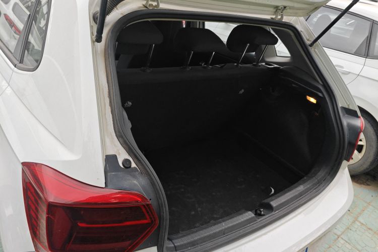 Volkswagen Polo 2023 car image #19