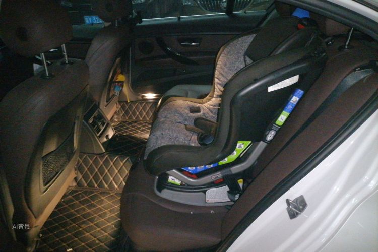 BMW 3 Series 2019 #19 BMW 3 Series 2019 car image #19