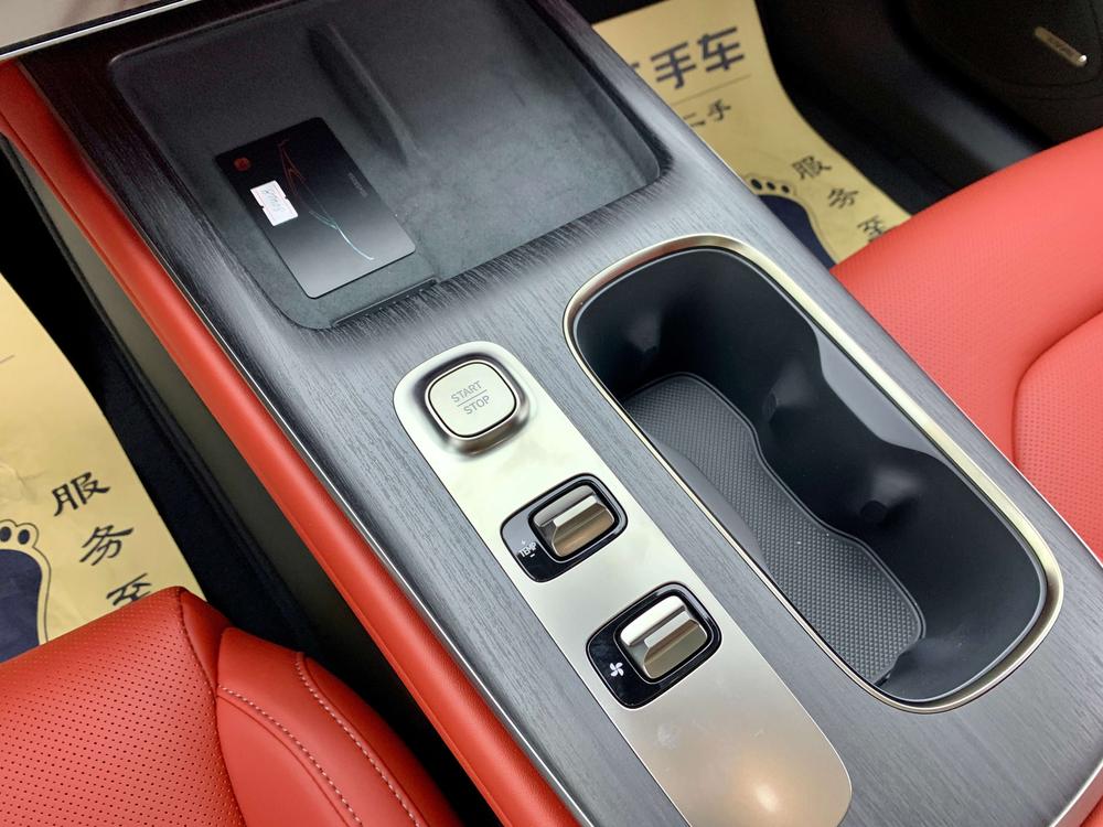MI SU7 2025 car image #15