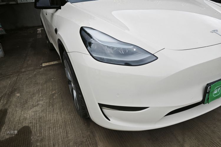 Tesla Model Y 2022 car image #8
