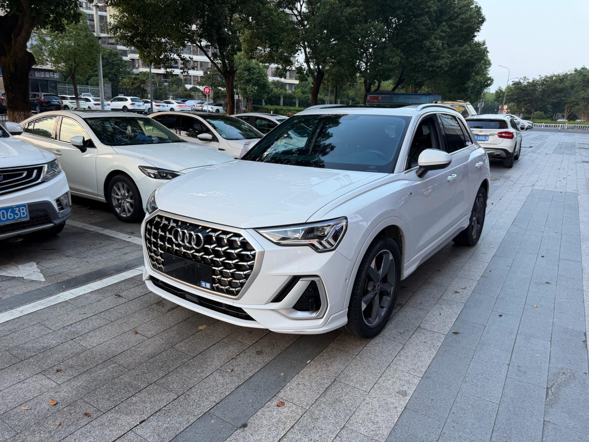 Audi Q3 2024 Audi Q3 2024 car image