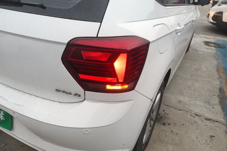Volkswagen Polo 2021 car image #8