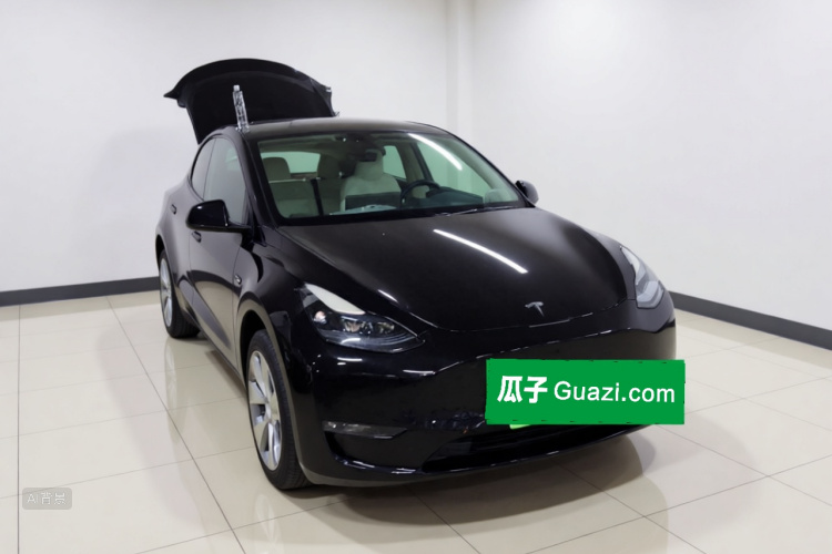 Tesla Model Y 2023 #4 Tesla Model Y 2023 immagine di auto #4