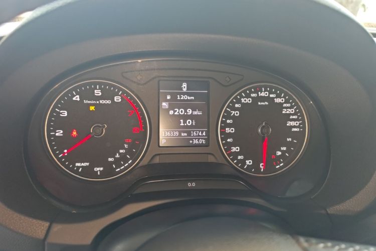 Audi A3 2018 imagen de coche #12