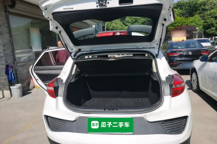 GEELY Emgrand GS 2019 #19 GEELY Emgrand GS 2019 car image #19