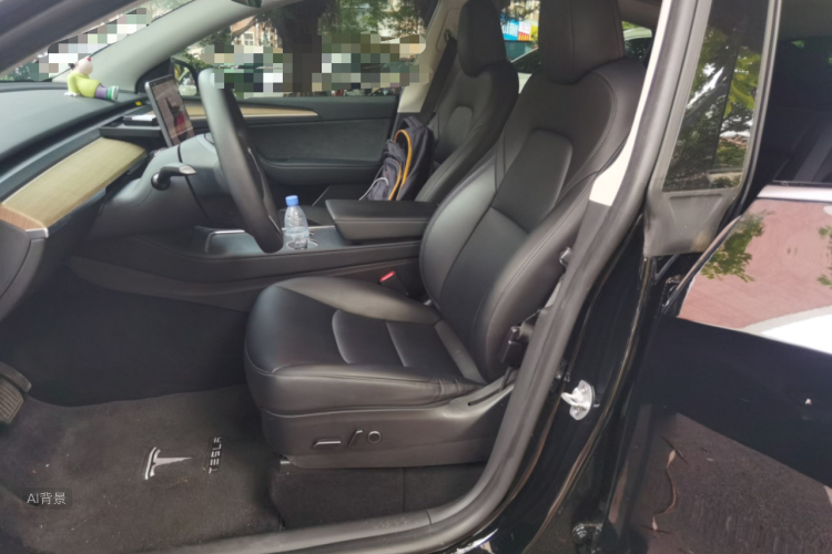 Tesla Model Y 2023 immagine di auto #17