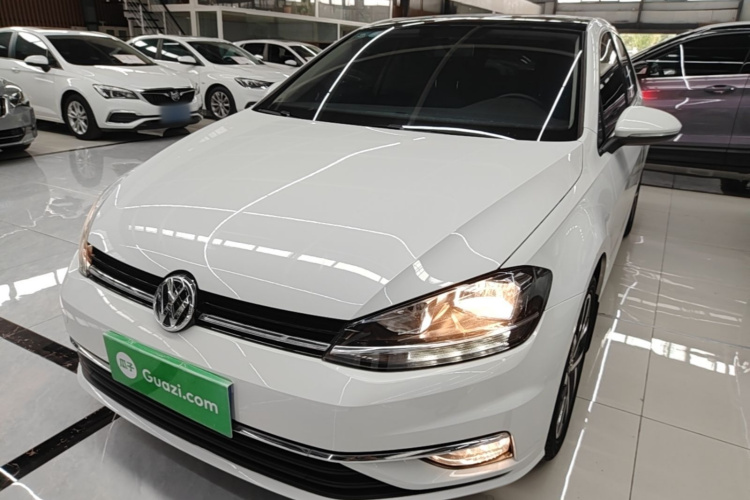 Volkswagen Golf 2020 #2 Volkswagen Golf 2020 car image #2