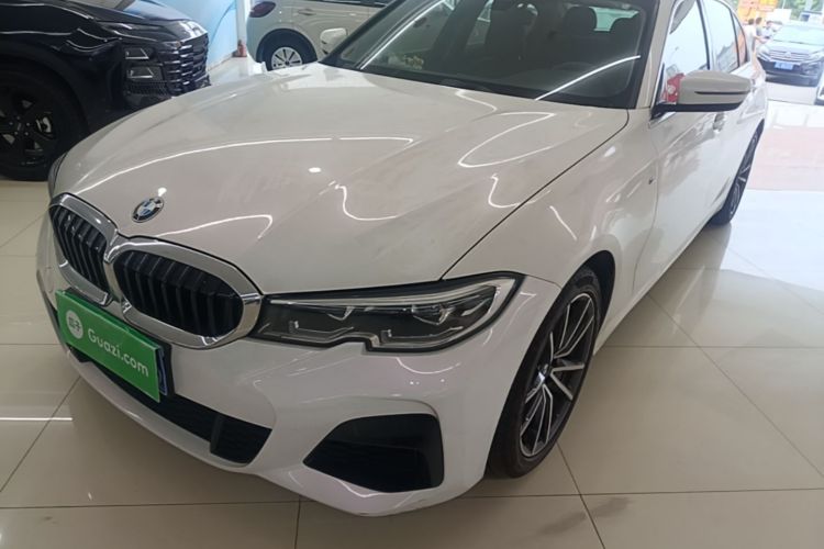 BMW 3 Series 2020 #2 BMW 3 Series 2020 car image #2