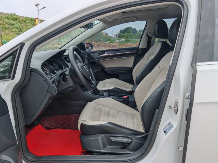 Volkswagen Golf 2018 image de voiture #4