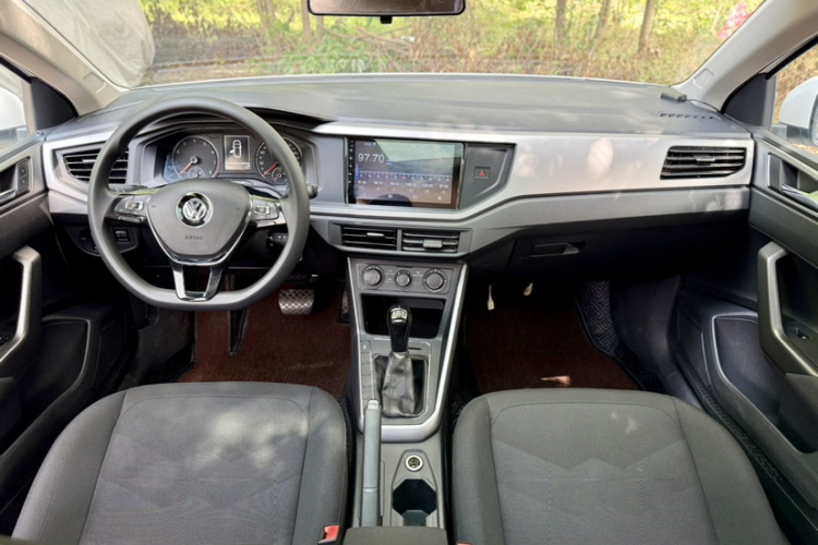 Volkswagen Polo 2019 #9 Volkswagen Polo 2019 car image #9