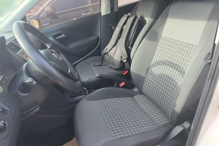 Volkswagen Polo 2019 car image #15