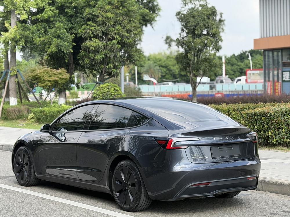 Tesla Model 3 2024 #4 Tesla Model 3 2024 car image #4