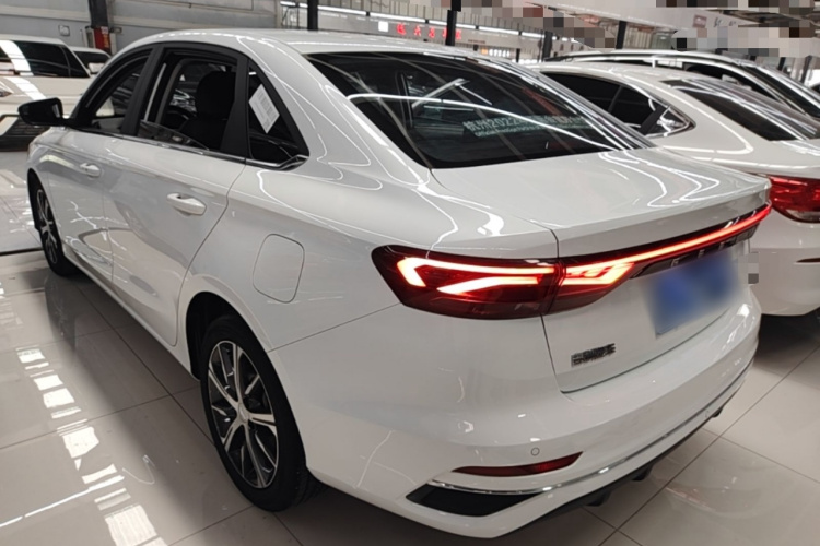 GEELY Emgrand 2023 #5 GEELY Emgrand 2023 car image #5