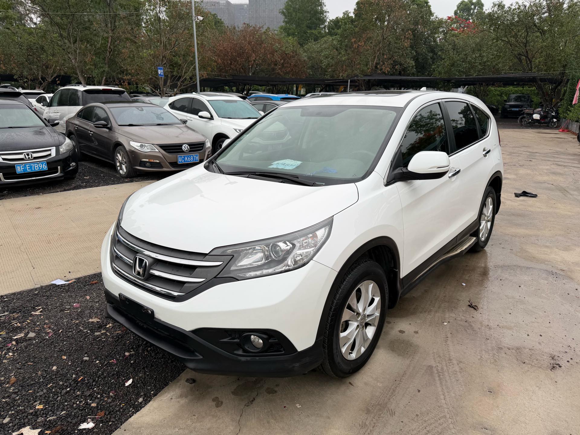 2014 2014 car image