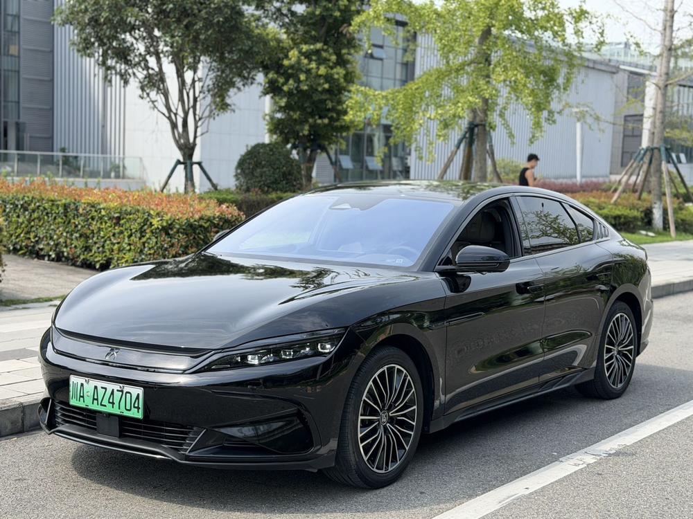 BYD Han 2024 immagine di auto 