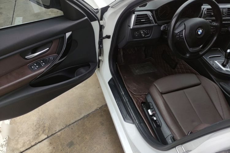 BMW 3 Series 2019 #12 BMW 3 Series 2019 immagine di auto #12