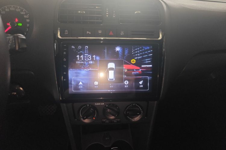 Volkswagen Polo 2019 immagine di auto #13