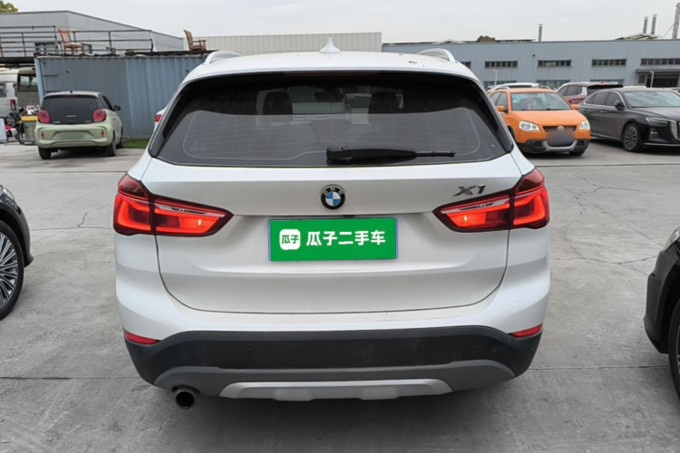 BMW X1 2017 #6 BMW X1 2017 car image #6