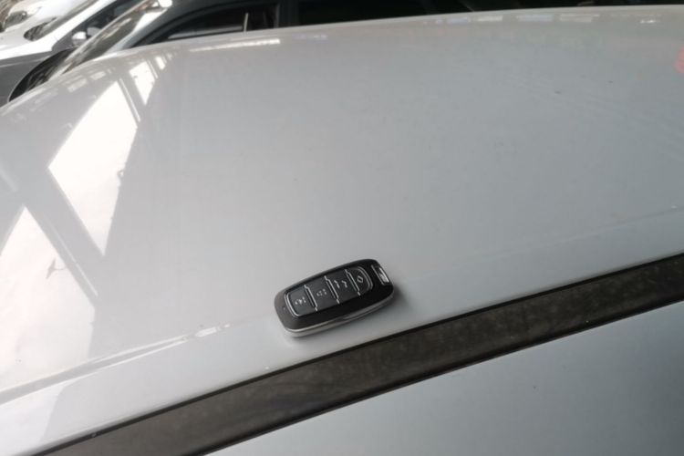 BYD YuanUP 2025 #25 BYD YuanUP 2025 imagem de carro #25