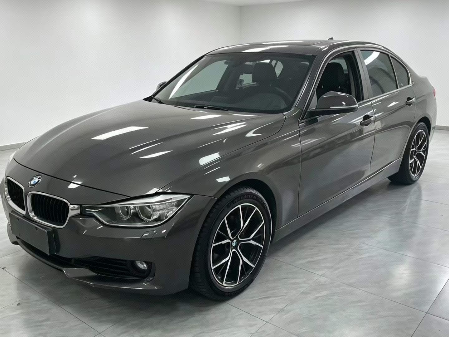 BMW 3 Series (Imported) 2013 BMW 3 Series (Imported) 2013 car image