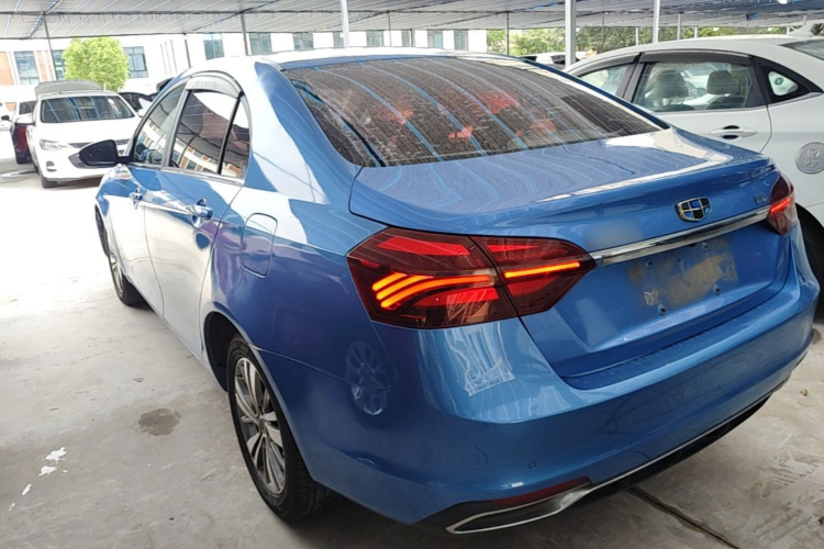 GEELY Emgrand 2018 car image #5