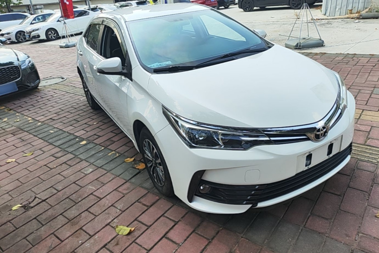 Toyota Corolla 2018 изображение автомобиля #4