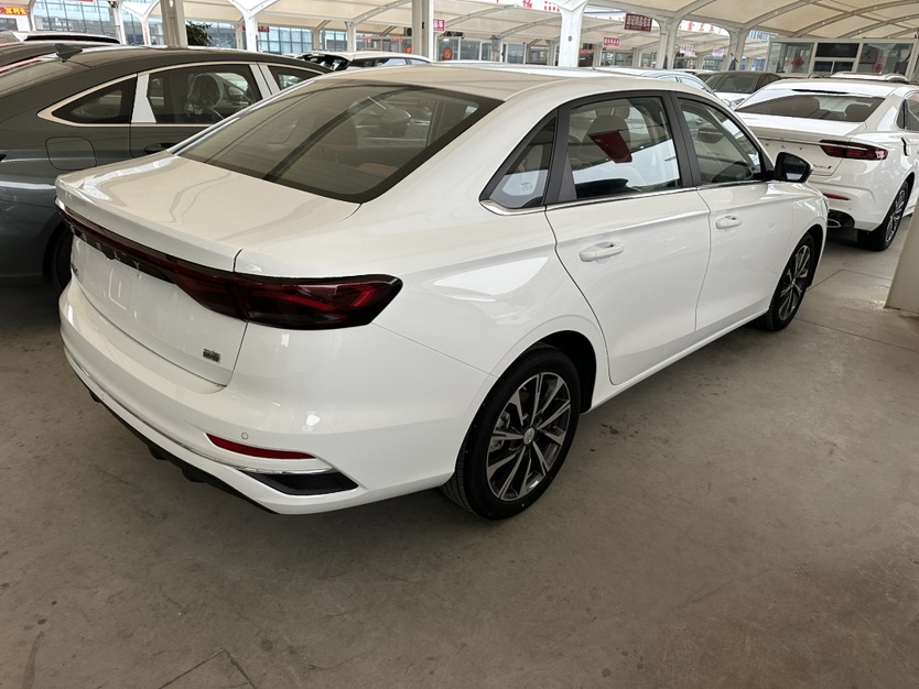 GEELY Emgrand 2024 #7 GEELY Emgrand 2024 car image #7