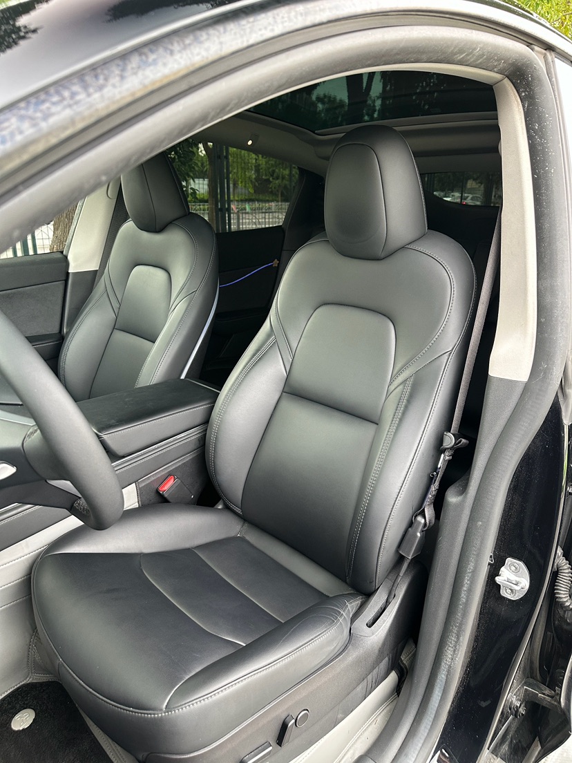 Tesla Model Y 2023 car image #7