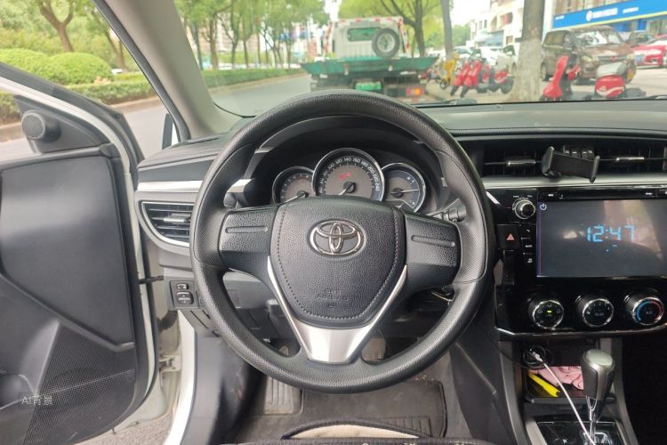 2015 #12 2015 car image #12