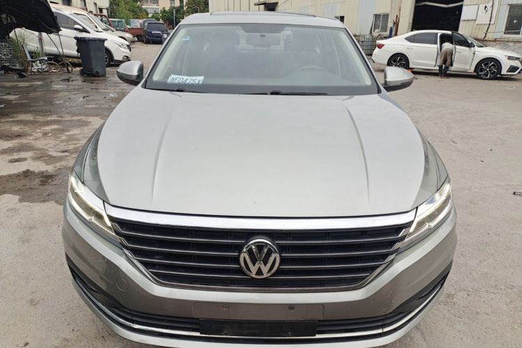 Volkswagen Lavida 2019 car image #3