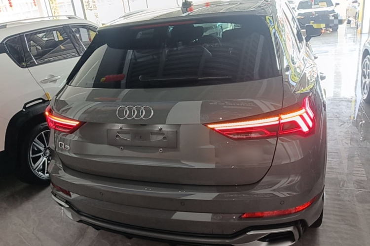 Audi Q3 2024 #4 Audi Q3 2024 car image #4