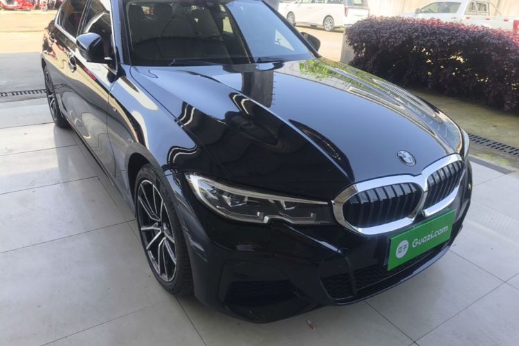 BMW 3 Series 2022 #4 BMW 3 Series 2022 car image #4