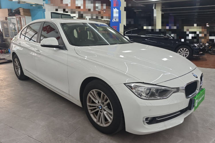 BMW 3 Series 2015 #6 BMW 3 Series 2015 immagine di auto #6