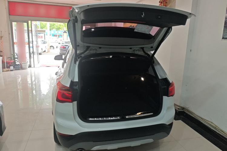 BMW X1 2018 car image #19