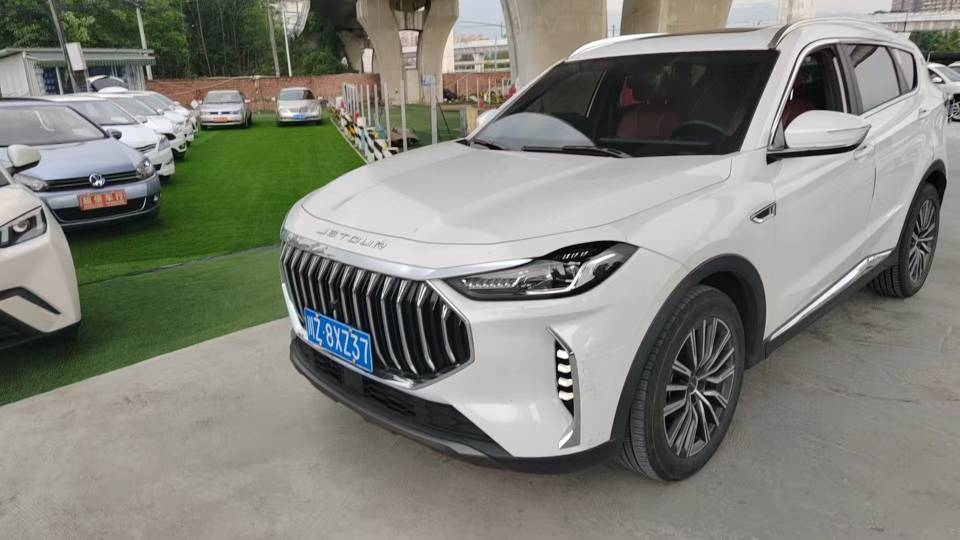 Jetour X70 PLUS 2023 Jetour X70 PLUS 2023 car image