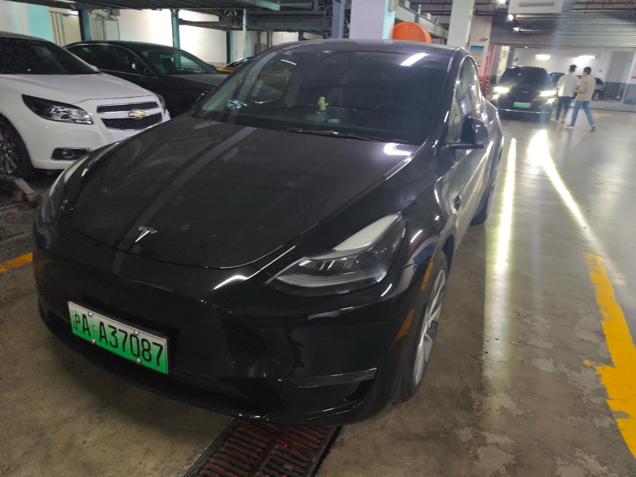 Tesla Model Y 2021 car image 