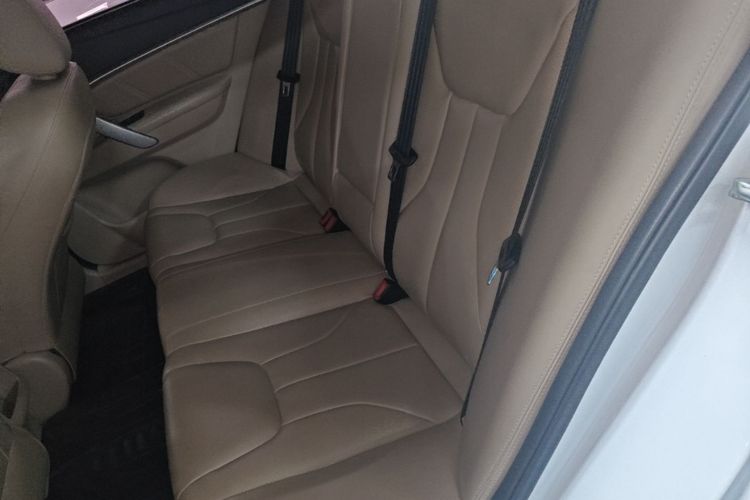 GEELY Emgrand 2017 #17 GEELY Emgrand 2017 car image #17