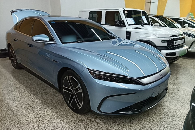 BYD Han 2023 car image #4