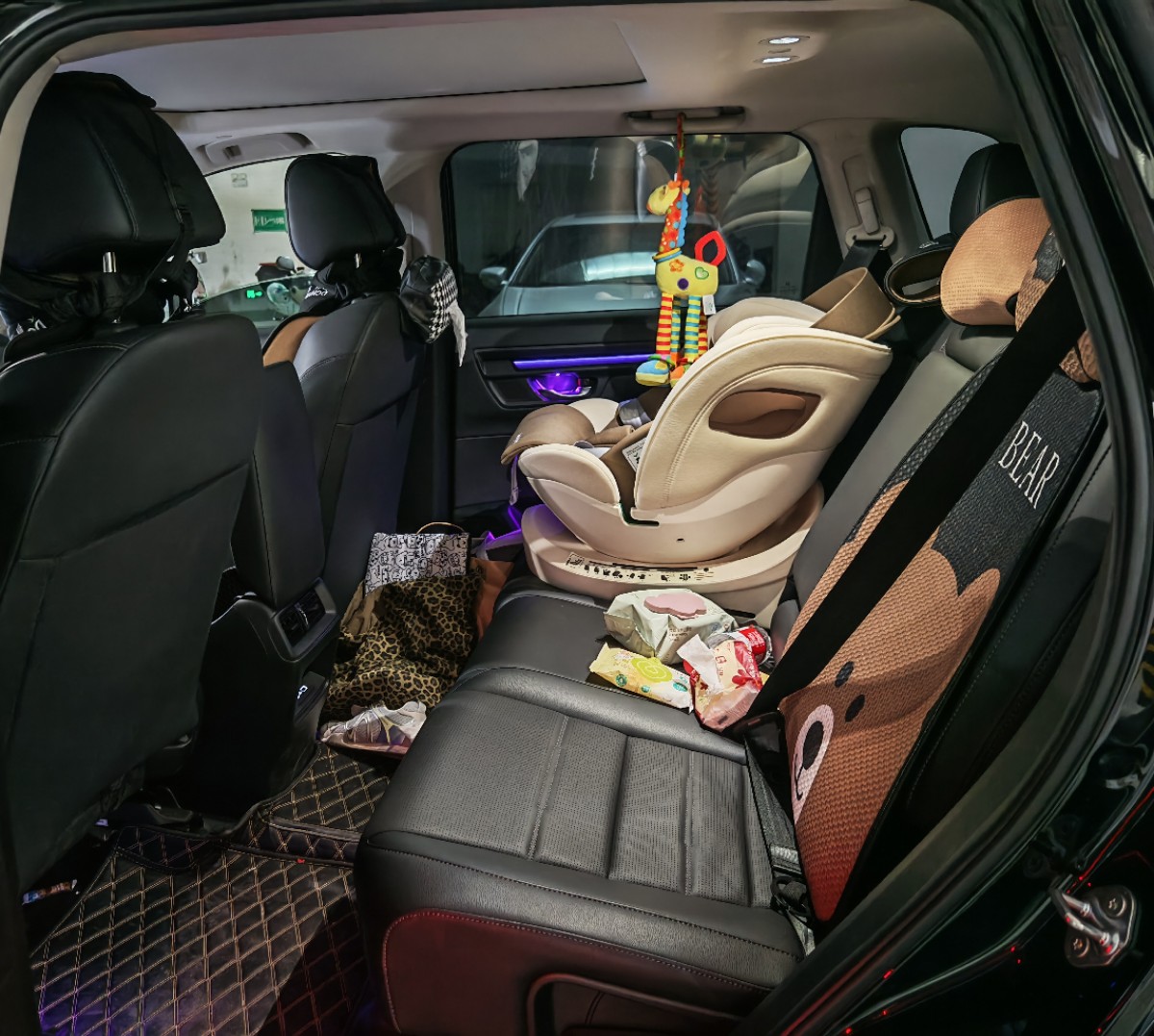 Honda CR-V 2023 immagine di auto #6
