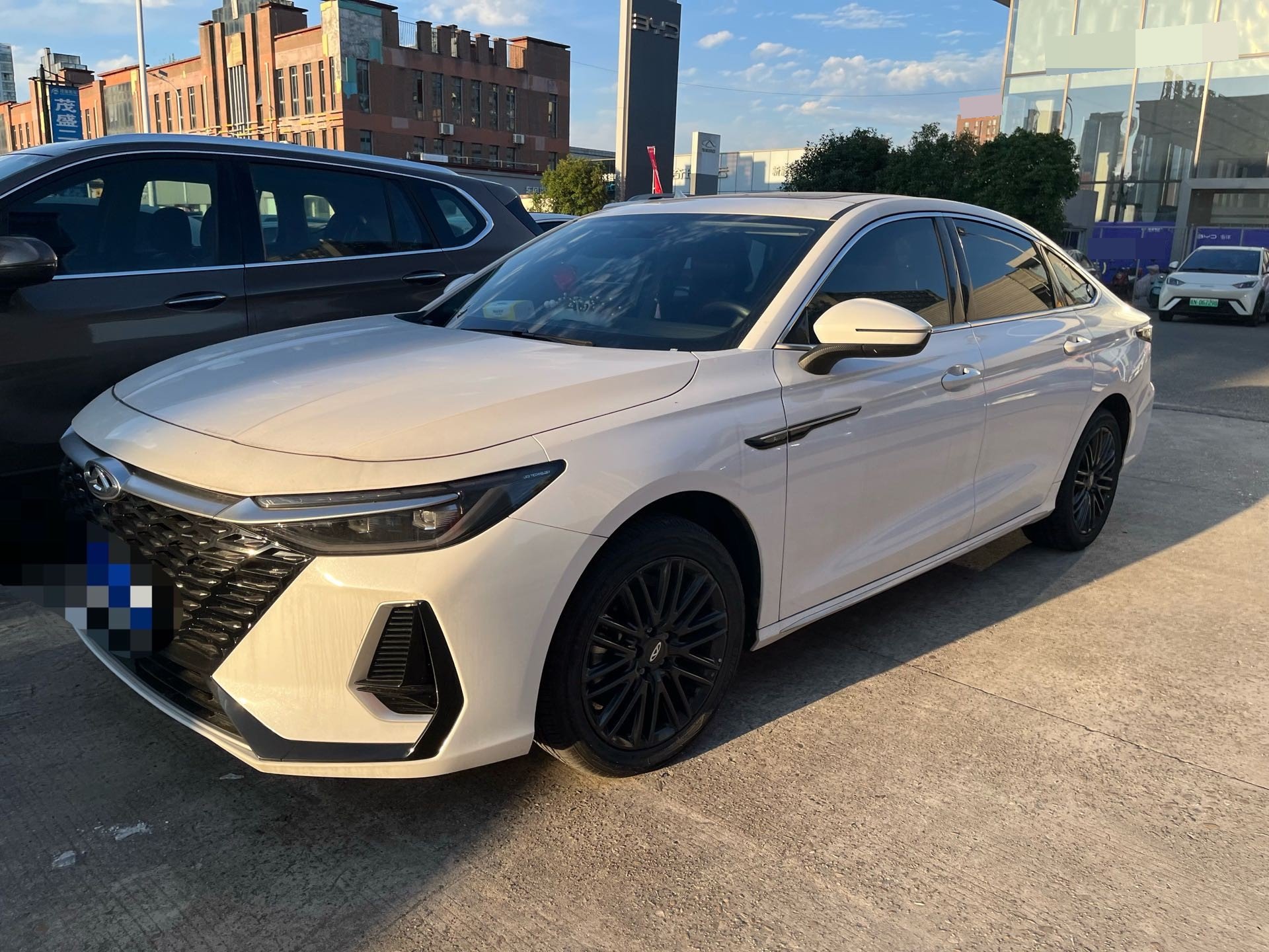 Chery Arrizo 8 2024 car image #2