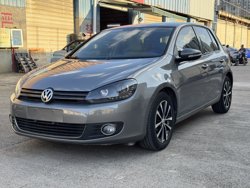 Volkswagen Golf 2012 Volkswagen Golf 2012 immagine di auto