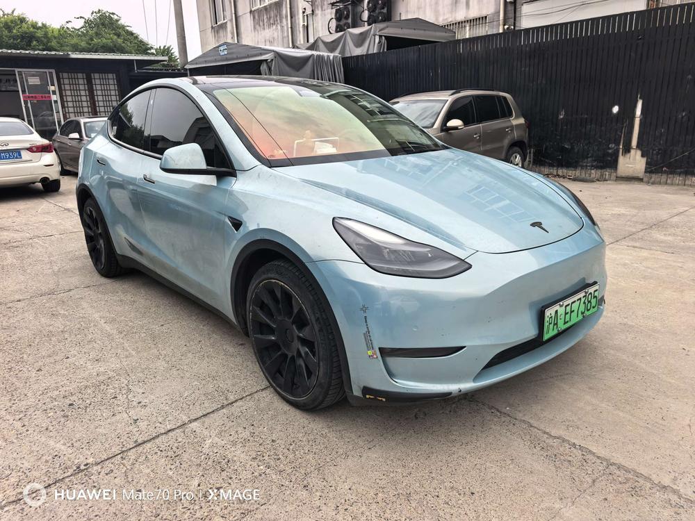 Tesla Model Y 2021 car image #3