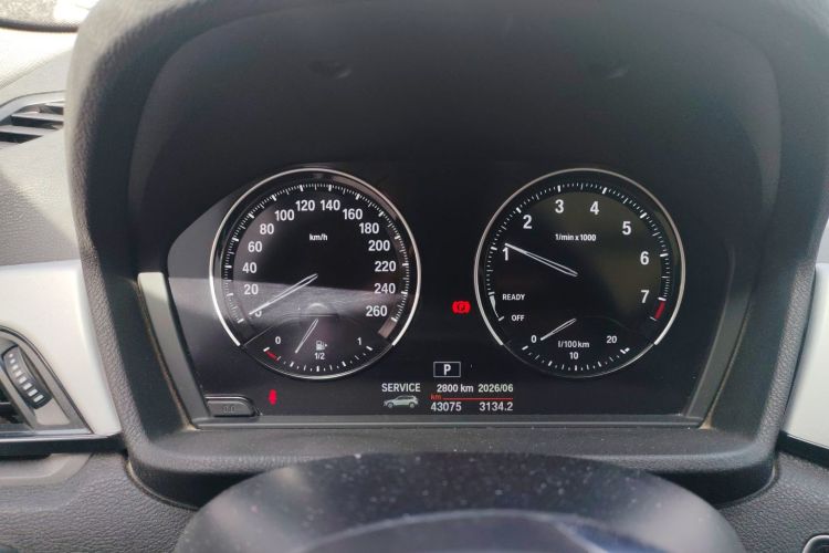 BMW X1 2019 #12 BMW X1 2019 car image #12
