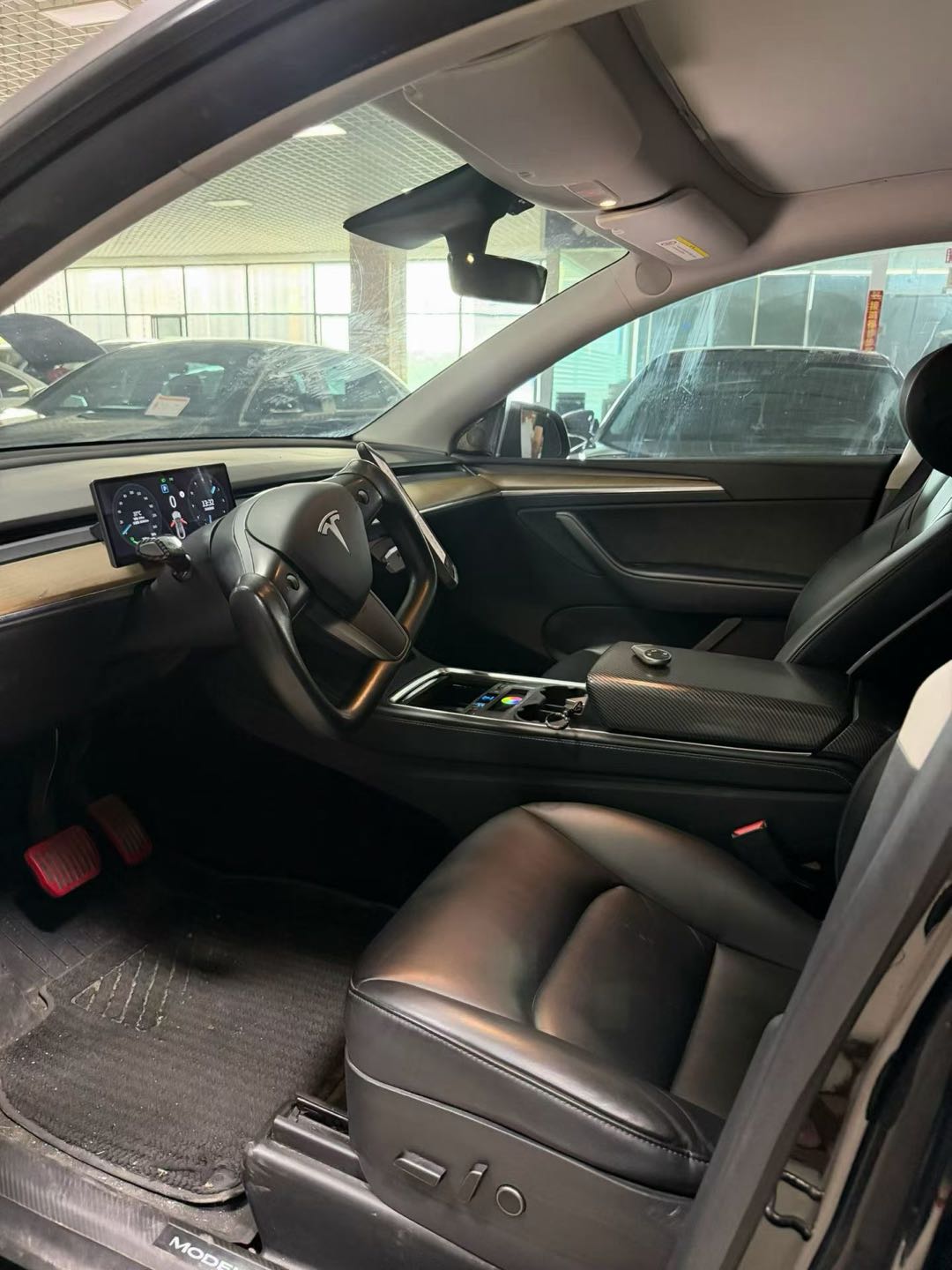 Tesla Model Y 2021 #6 Tesla Model Y 2021 car image #6