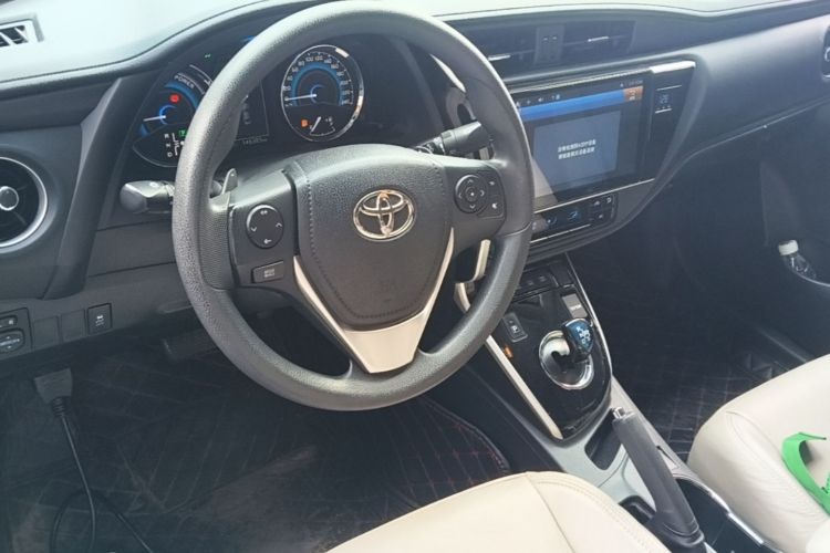Toyota Corolla 2017 #10 Toyota Corolla 2017 car image #10