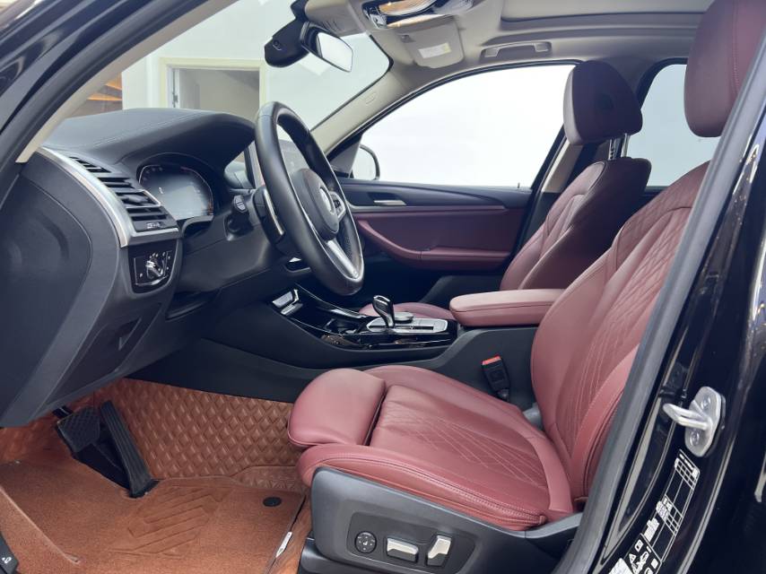 BMW X3 2022 car image #3