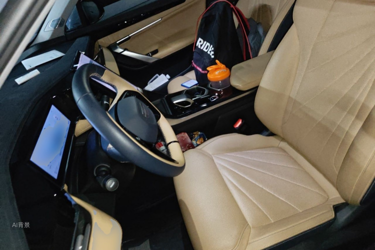 GEELY Boyue L 2023 car image #17