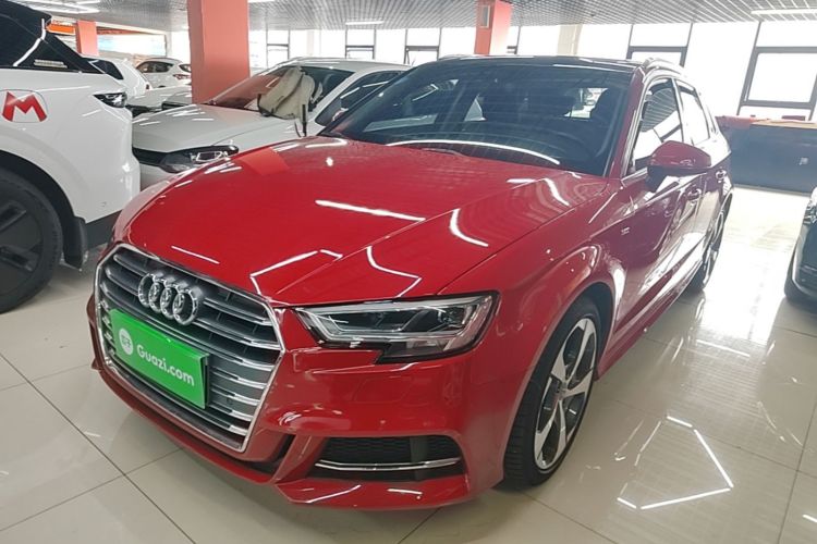 Audi A3 2019 car image #2