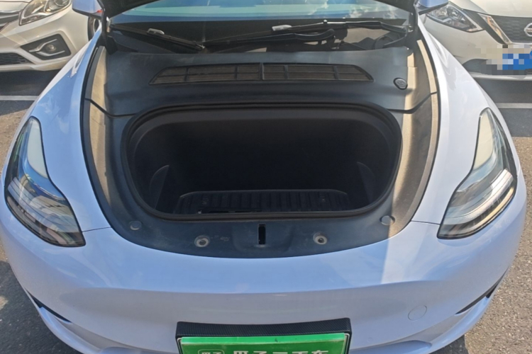 Tesla Model Y 2022 #20 Tesla Model Y 2022 car image #20