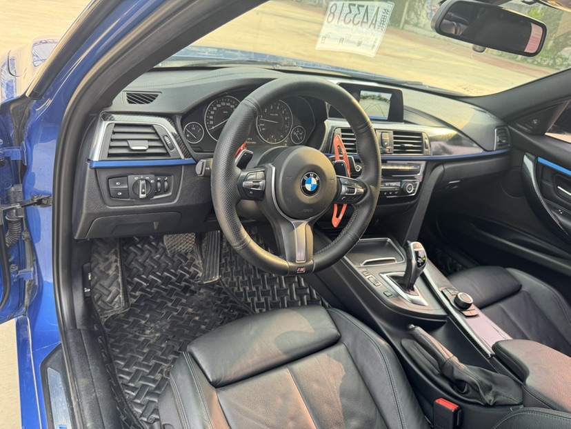 BMW 3 Series 2018 car image #7